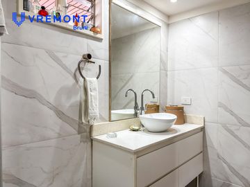 Venta Casa de 6 AMB en Villa Crespo, Capital Federal.