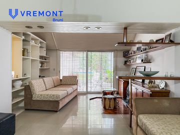 Venta Casa de 6 AMB en Villa Crespo, Capital Federal.