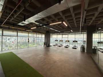 SUITE AMOBLADA EN VENTA, EDIFICIO UNIQUE, IDEAL PARA AIRBNB