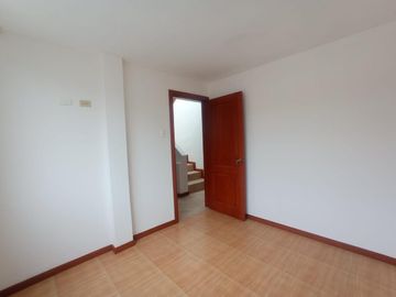 Casa en Venta, Urbanizacion Valle Hermoso 2, Ambato, BPIRI