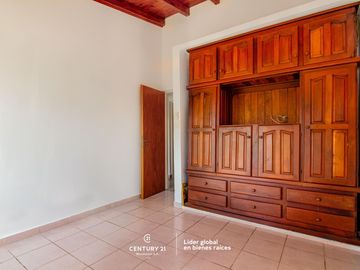 VENDO  HERMOSA CASA 3 DORMITORIOS  FUNES TOWN