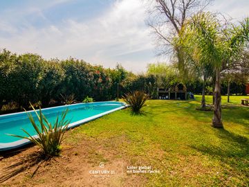 VENDO  HERMOSA CASA 3 DORMITORIOS  FUNES TOWN