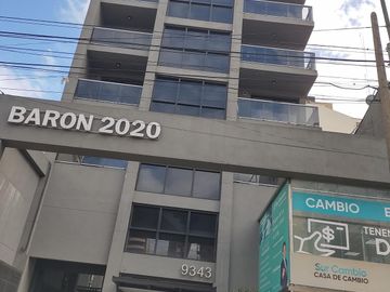 Departamento en H.YRIGOYEN 9343