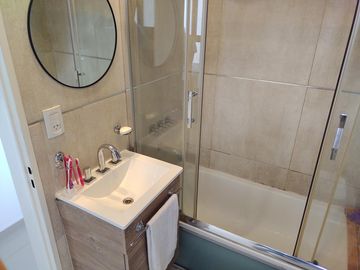 Departamento en H.YRIGOYEN 9343
