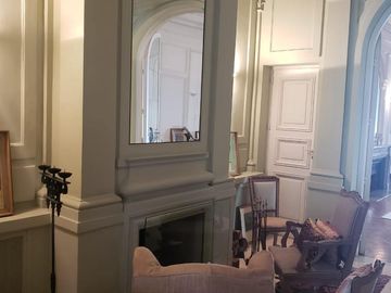 Petit Hotel de 3 plantas y  6 dormitorios en Recoleta