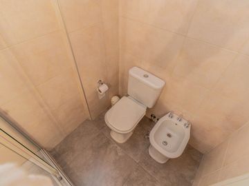 Departamento en Venta en Palermo, luminoso y con cochera