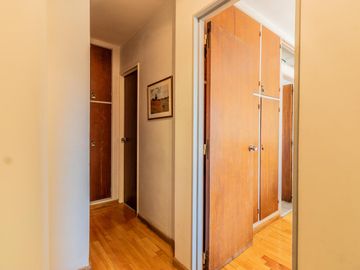 Departamento en Venta en Palermo, luminoso y con cochera