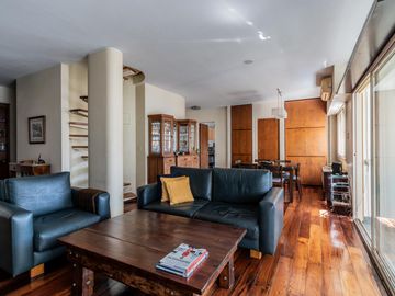 Departamento en Venta en Palermo, luminoso y con cochera
