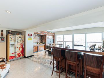 Increible Penthouse en zona alta de Recoleta