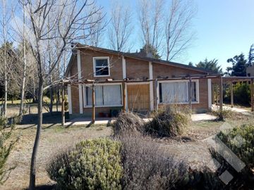 En Venta, Casa de 2 dormitorios en Arroyito Golf Club