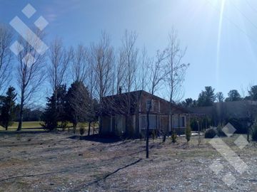 En Venta, Casa de 2 dormitorios en Arroyito Golf Club