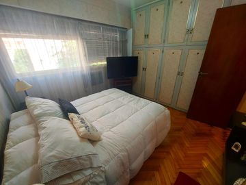 Departamento en  venta 4 ambientes 3 dormitorios con dependencia con baño privado