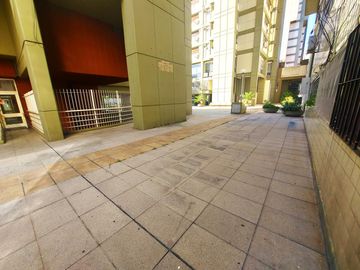 Departamento en  venta 4 ambientes 3 dormitorios con dependencia con baño privado