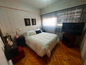 Departamento en  venta 4 ambientes 3 dormitorios con dependencia con baño privado