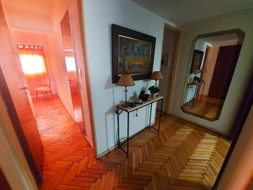 Departamento en  venta 4 ambientes 3 dormitorios con dependencia con baño privado