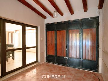 Casa en  B° Olivos del Fundador