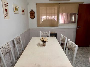 EXCELENTE CHALET 5 AMBIENTES EN SAN MARTIN CENTRO