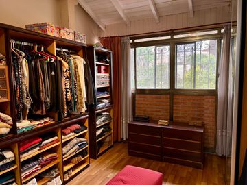 EXCELENTE CHALET 5 AMBIENTES EN SAN MARTIN CENTRO