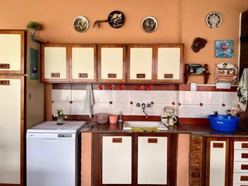 EXCELENTE CHALET 5 AMBIENTES EN SAN MARTIN CENTRO