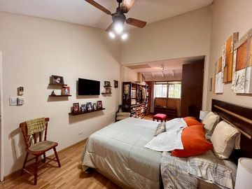 EXCELENTE CHALET 5 AMBIENTES EN SAN MARTIN CENTRO