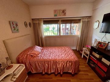 EXCELENTE CHALET 5 AMBIENTES EN SAN MARTIN CENTRO