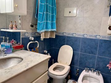 EXCELENTE CHALET 5 AMBIENTES EN SAN MARTIN CENTRO