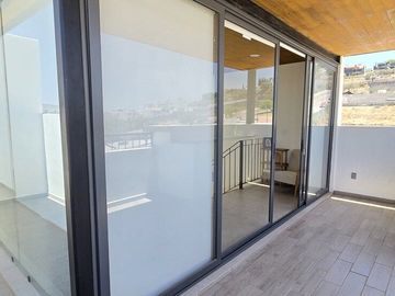 Casas nuevas con Roof Garden en venta en zona Schoenstatt Corregidora