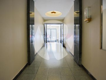 Depto en Venta Planta Baja en Recoleta!
