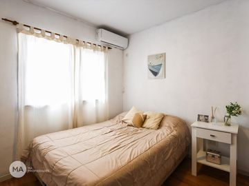 Casa 3 Dormitorios 220 M2-Juan D. Perón 379-Funes | Venta