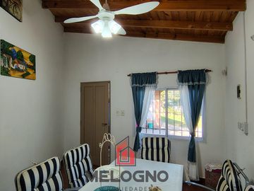 Quinta en Venta con Local Comercial
