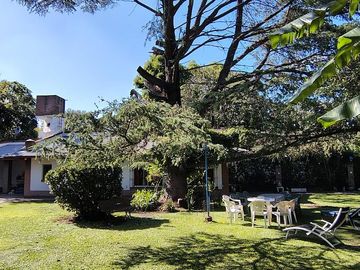 Quinta en Venta con Local Comercial