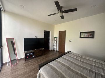 EN VENTA TOWN HOUSE EN PRIVADA 