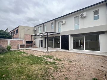 Venta Casa 3 Dorm, Tomillo del campo , Terrazas del Neuquen