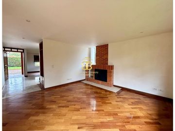 SE VENDE CASA EN CHIA