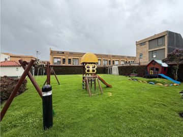 SE VENDE CASA EN CHIA