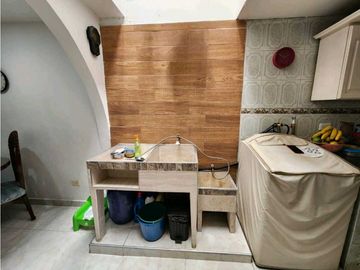 VENTA CASA EXTERNA VEHICULAR 2PISOS-BRISAS DEL GUABITO-CALI NORTE(JHM)