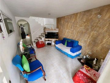VENTA CASA EXTERNA VEHICULAR 2PISOS-BRISAS DEL GUABITO-CALI NORTE(JHM)