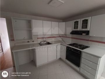 Casa de 160m2 en venta barrio Milan