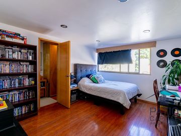 Venta de Casa en Bosque Esmeralda, Atizapán