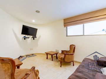 Venta de Casa en Bosque Esmeralda, Atizapán
