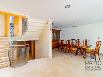 Venta de Casa en Bosque Esmeralda, Atizapán