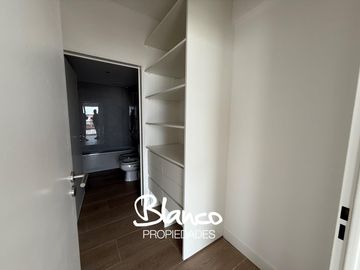 Departamento en Venta en Monserrat, Capital Federal, Buenos Aires, Argentina