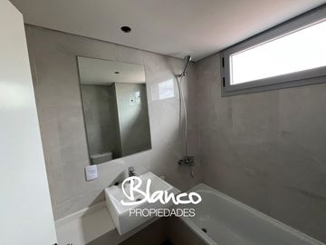 Departamento en Venta en Monserrat, Capital Federal, Buenos Aires, Argentina