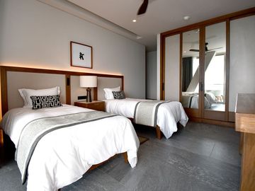 RESIDENCIA PRIVADA FRENTE AL MAR CARIBE – ELEGANCIA TOTAL EN CADA DETALLE