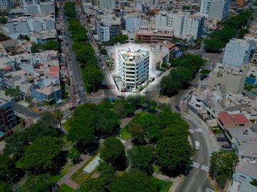 Alquiler de Deparatmento Frente al Parque Tradiciones- Miraflores
