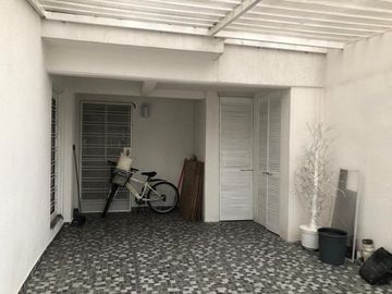 CASA EN VENTA HEROES CHALCO III
