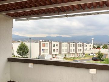 CASA EN VENTA HEROES CHALCO III