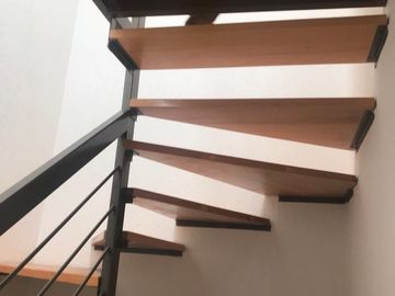 CASA EN VENTA CON LOCAL HEROES DE CHALCO III