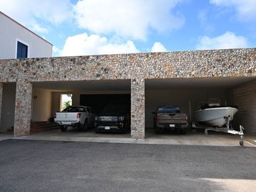 Rancho integral en venta con planta de alimentos y equipamiento de primera