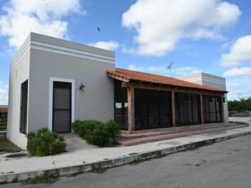 Rancho integral en venta con planta de alimentos y equipamiento de primera